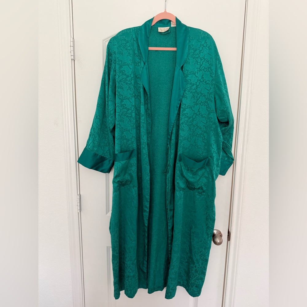 Vintage gold label Victoria secret robe with shoulder pads
